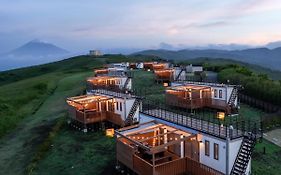 The Glamping 箱根十国峠